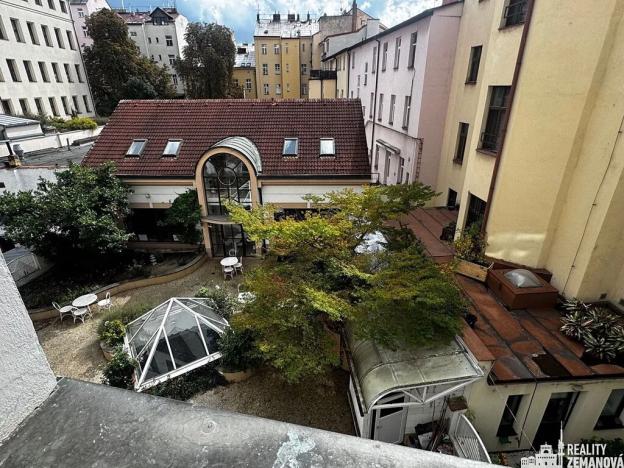 Pronájem kanceláře, Praha - Vinohrady, Jugoslávská, 65 m2