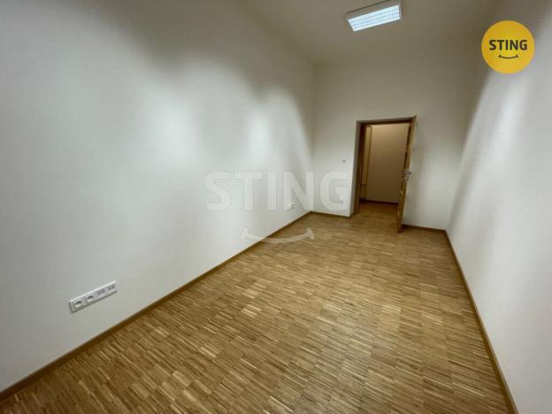 Pronájem kanceláře, Český Těšín, Smetanova, 64 m2