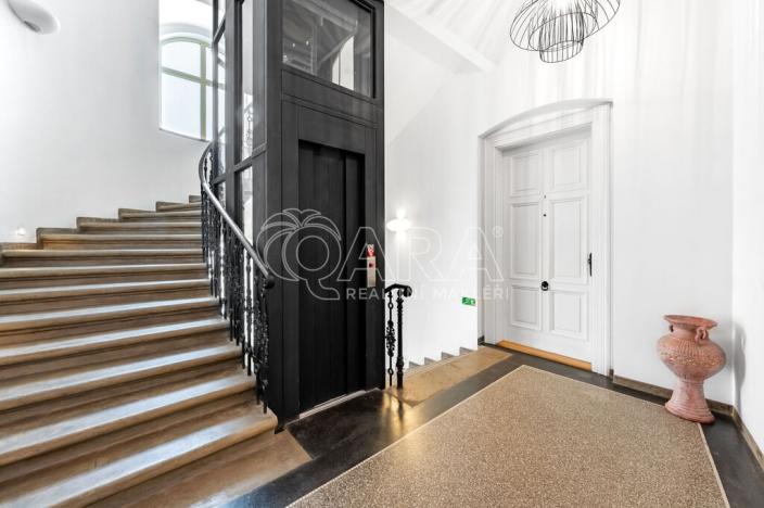 Pronájem bytu 3+kk, Praha, Truhlářská, 186 m2