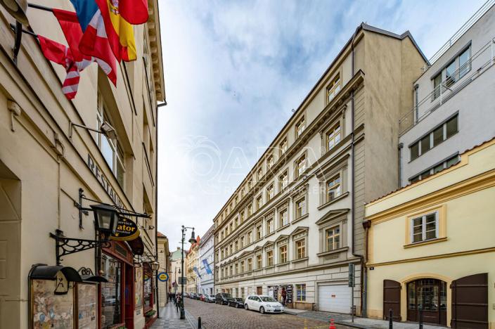 Pronájem bytu 3+kk, Praha, Truhlářská, 186 m2