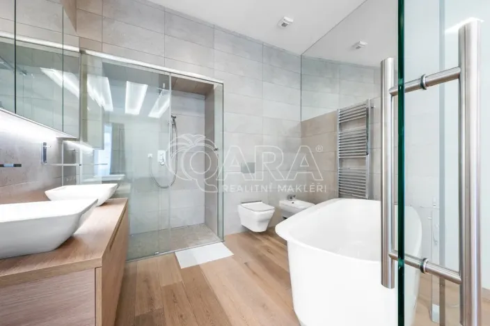 Pronájem bytu 3+kk, Praha, Truhlářská, 186 m2