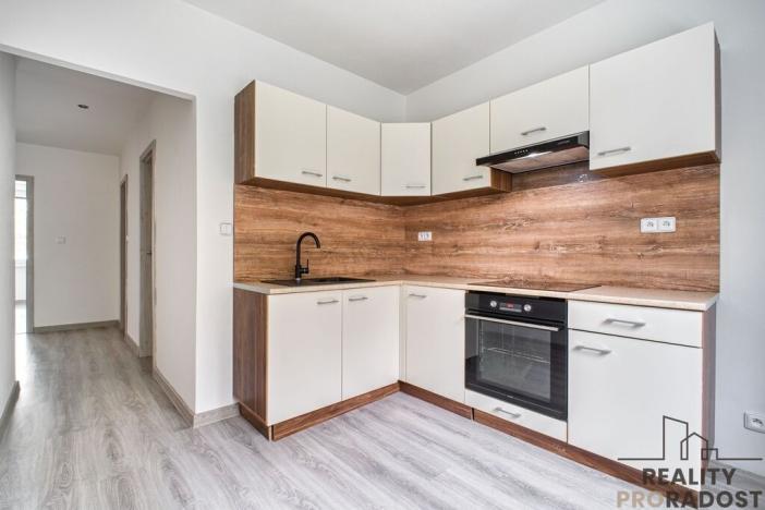 Pronájem bytu 2+1, Frýdek-Místek - Frýdek, Lískovecká, 66 m2