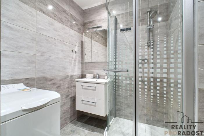 Pronájem bytu 2+1, Frýdek-Místek - Frýdek, Lískovecká, 66 m2