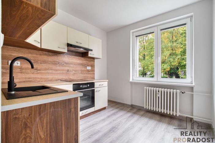 Pronájem bytu 2+1, Frýdek-Místek - Frýdek, Lískovecká, 66 m2