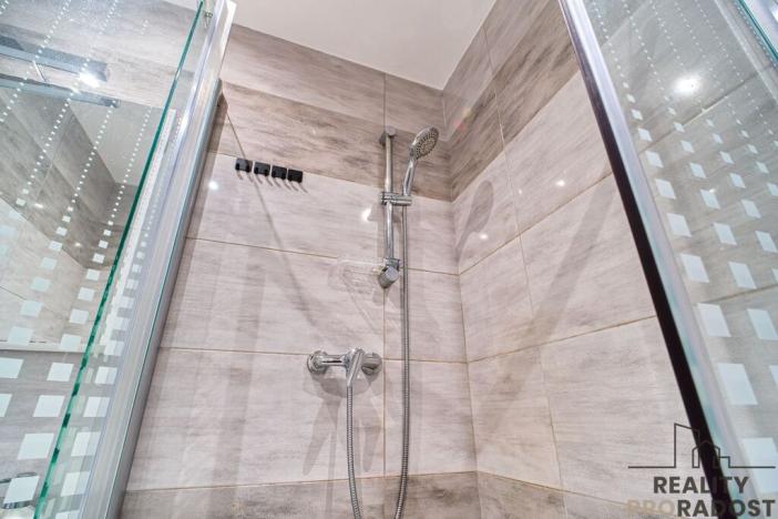 Pronájem bytu 2+1, Frýdek-Místek - Frýdek, Lískovecká, 66 m2