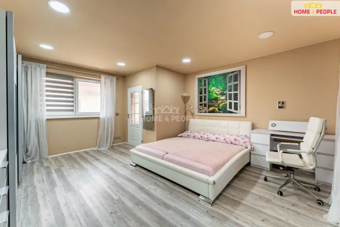 Prodej rodinného domu, Syrovice, 193 m2