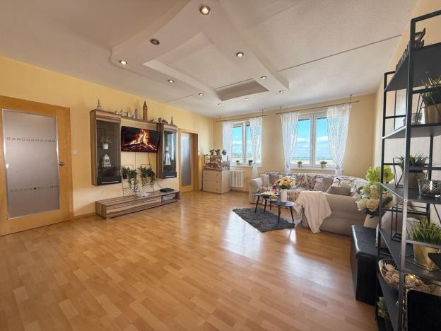 Prodej bytu 4+1, Lišov, Čechova, 78 m2