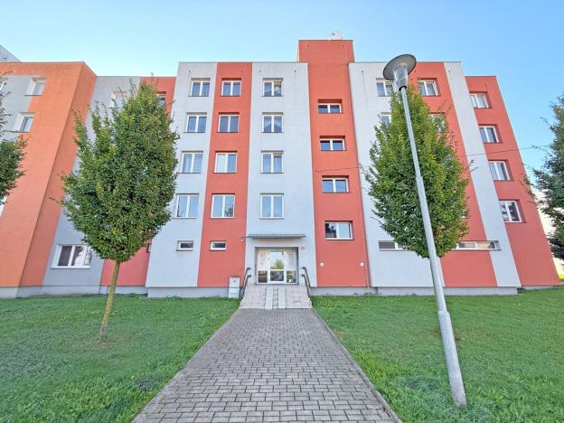 Prodej bytu 4+1, Lišov, Čechova, 78 m2