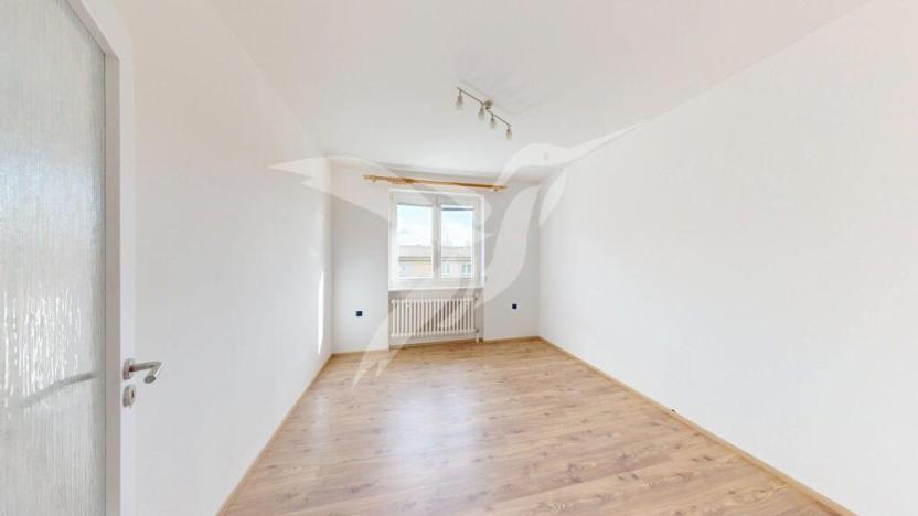 Pronájem bytu 3+1, Tlučná, V Rybníčkách, 71 m2