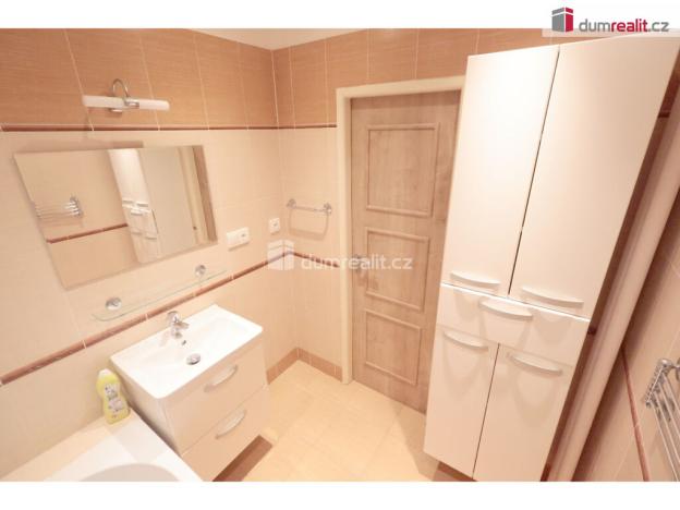 Pronájem bytu 3+1, Praha - Záběhlice, Bramboříková, 72 m2