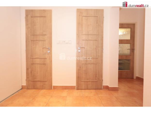 Pronájem bytu 3+1, Praha - Záběhlice, Bramboříková, 72 m2