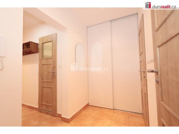 Pronájem bytu 3+1, Praha - Záběhlice, Bramboříková, 72 m2