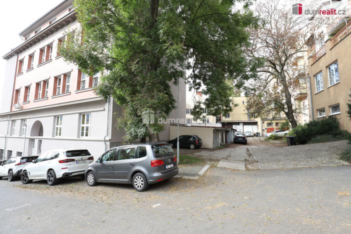 Prodej činžovního domu, Karlovy Vary - Rybáře, Sokolovská, 600 m2