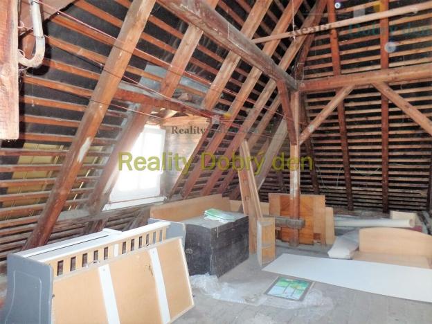 Prodej půdního prostoru, Opava, Englišova, 110 m2