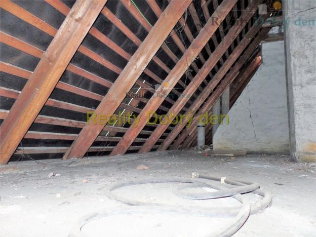 Prodej půdního prostoru, Opava, Englišova, 110 m2