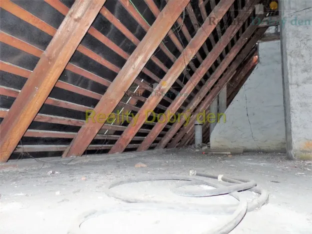 Prodej půdního prostoru, Opava, Englišova, 110 m2