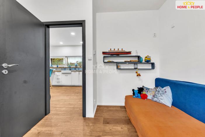 Prodej rodinného domu, Káraný, B. Němcové, 58 m2