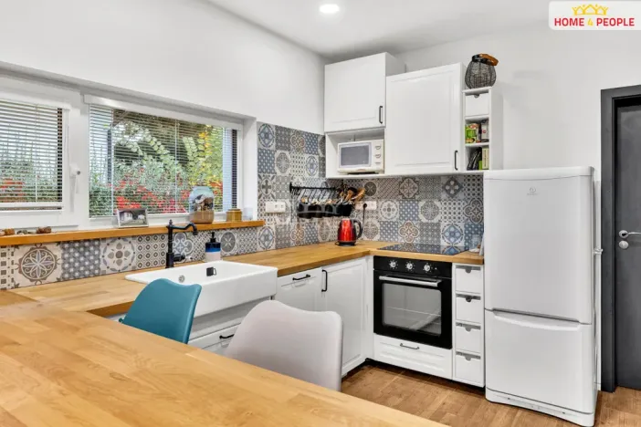 Prodej rodinného domu, Káraný, B. Němcové, 58 m2