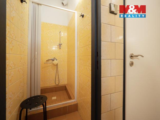 Prodej rodinného domu, Želízy, 640 m2