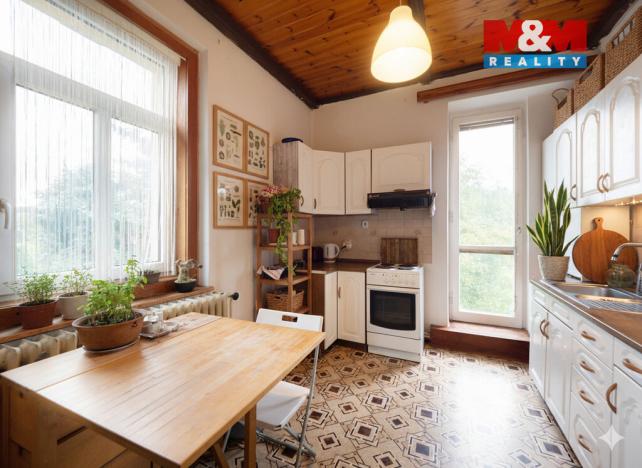 Prodej ubytování, Želízy, 640 m2