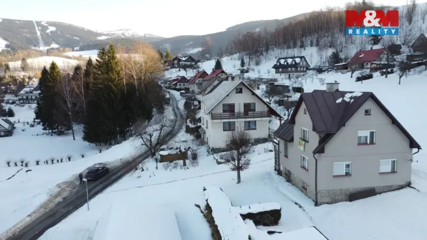 Prodej rodinného domu, Rokytnice nad Jizerou - Horní Rokytnice, 180 m2