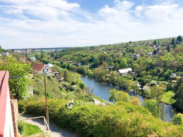 Prodej bytu 4+kk, Znojmo, U Brány, 95 m2