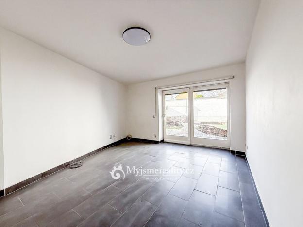 Prodej bytu 4+kk, Znojmo, U Brány, 95 m2