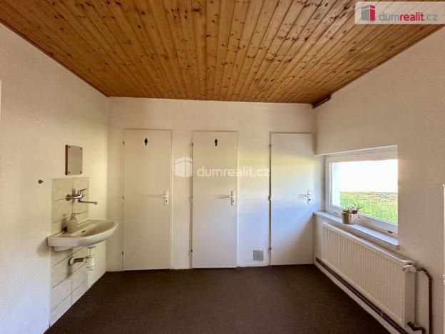 Prodej ubytování, Pernink, Školní louka, 140 m2