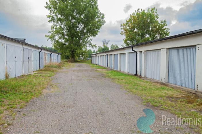 Prodej garáže, Hradec Králové, U Mostku, 19 m2