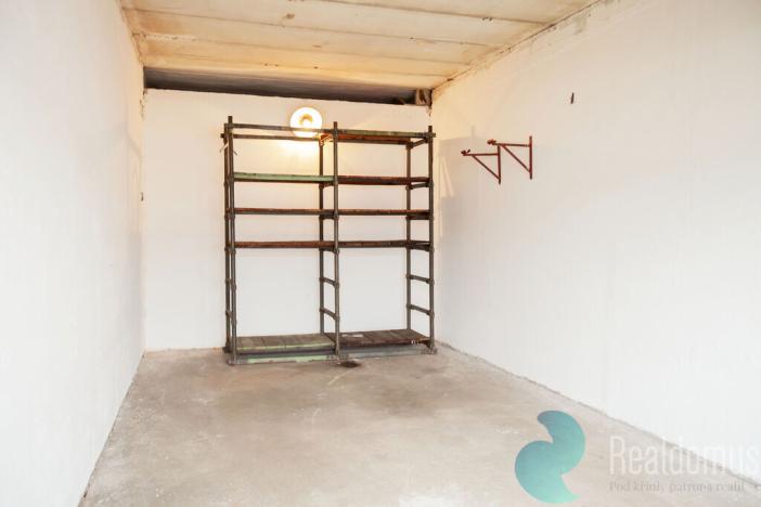 Prodej garáže, Hradec Králové, U Mostku, 19 m2