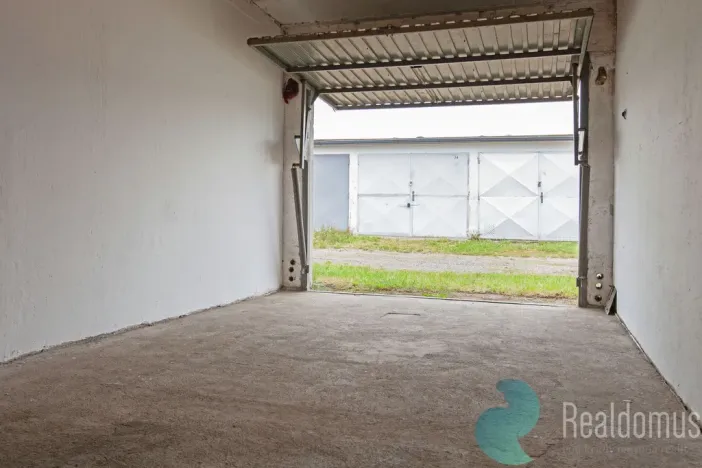 Prodej garáže, Hradec Králové, U Mostku, 19 m2