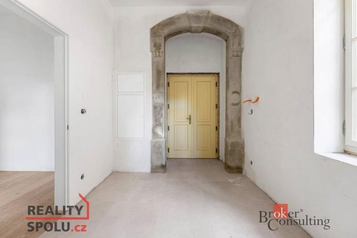 Prodej bytu 2+kk, Jince, Slavíkova, 70 m2