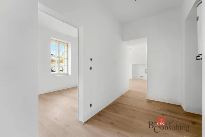 Prodej bytu 2+kk, Jince, Slavíkova, 70 m2