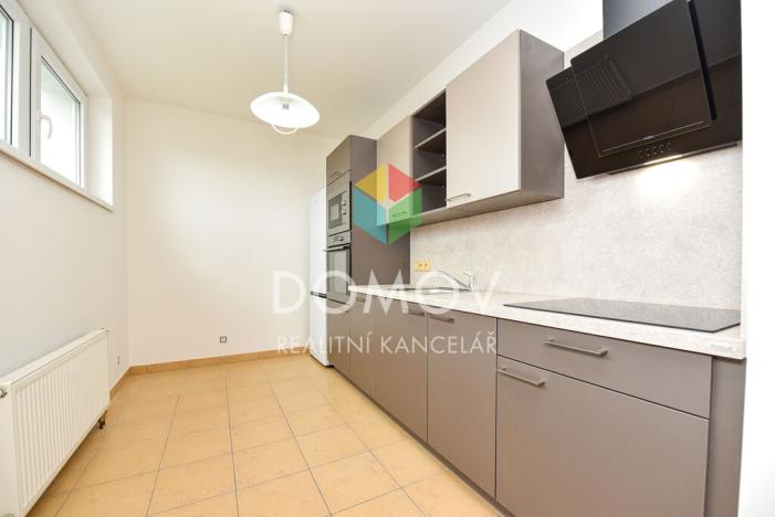 Pronájem bytu 2+kk, Beroun, U Židovského hřbitova, 40 m2