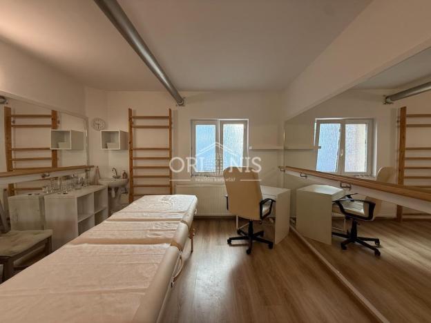 Pronájem ordinace, Chomutov, Na Příkopech, 16 m2