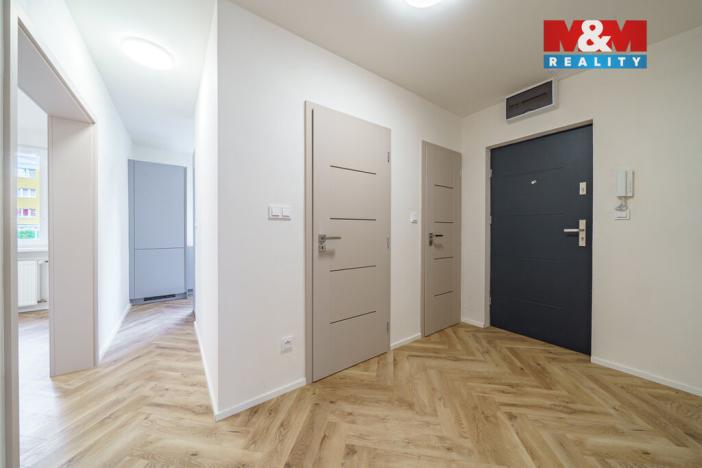 Prodej bytu 3+1, Kadaň, Komenského, 76 m2