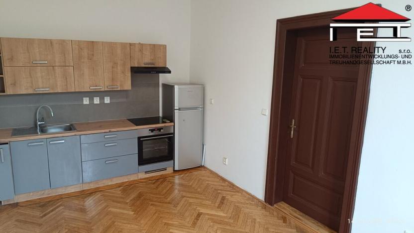 Pronájem bytu 2+kk, Ostrava, Nádražní, 52 m2