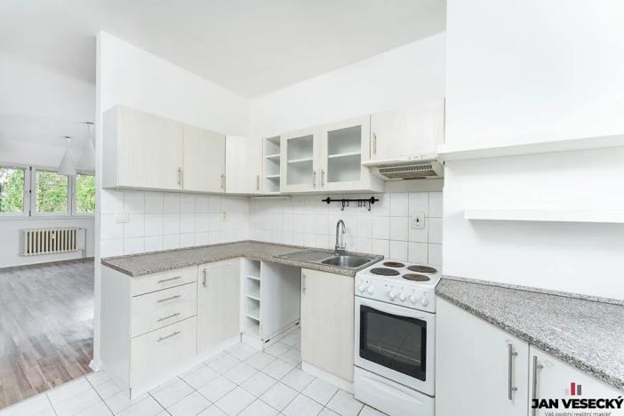 Pronájem bytu 3+kk, Praha - Čakovice, U Párníků, 74 m2