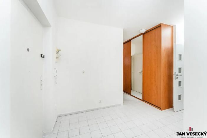 Pronájem bytu 3+kk, Praha - Čakovice, U Párníků, 74 m2