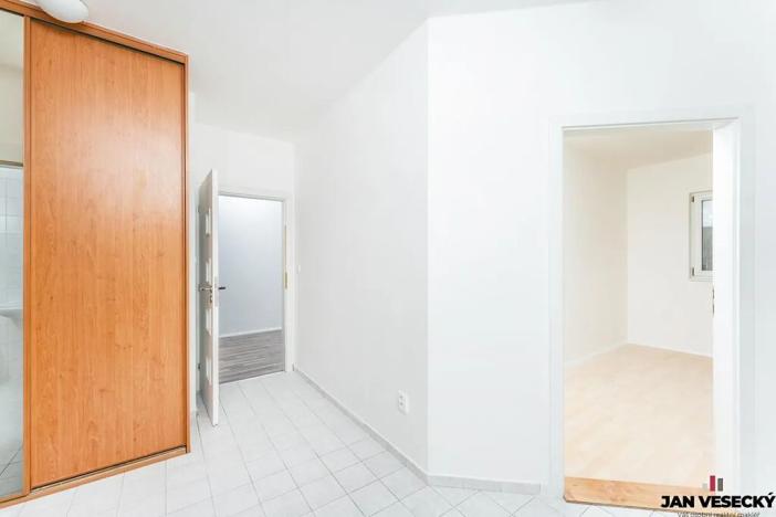 Pronájem bytu 3+kk, Praha - Čakovice, U Párníků, 74 m2