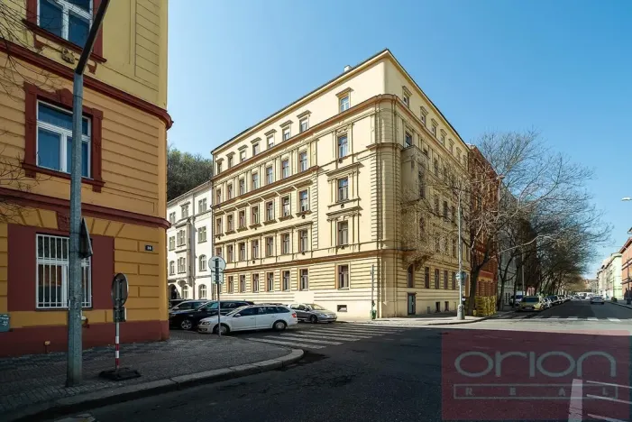 Pronájem bytu 2+kk, Praha - Karlín, Pernerova, 61 m2