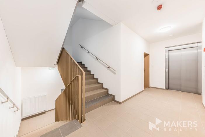 Pronájem bytu 1+kk, Praha - Libeň, Nad Kolčavkou, 42 m2