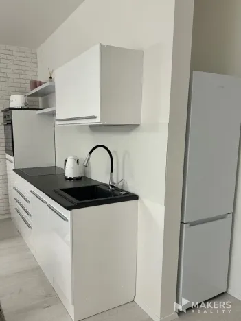 Pronájem bytu 1+kk, Praha - Libeň, Nad Kolčavkou, 42 m2