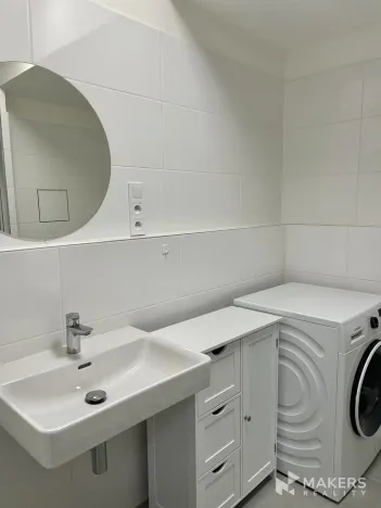 Pronájem bytu 1+kk, Praha - Libeň, Nad Kolčavkou, 42 m2