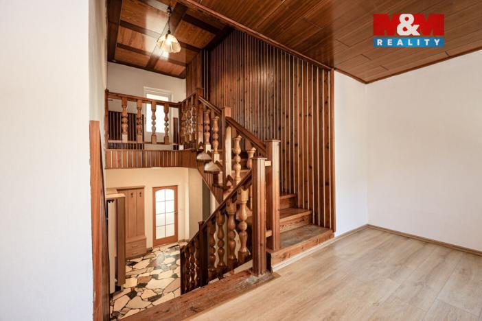 Prodej rodinného domu, Velký Týnec, U nové školy, 310 m2