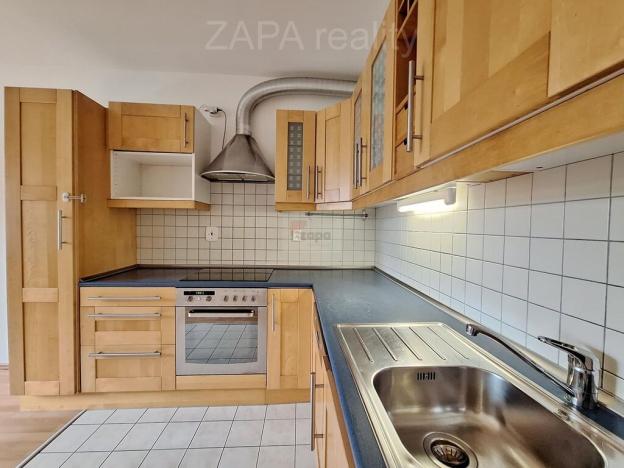 Pronájem bytu 4+kk, Praha - Horní Měcholupy, Padovská, 74 m2