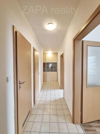 Pronájem bytu 4+kk, Praha - Horní Měcholupy, Padovská, 74 m2