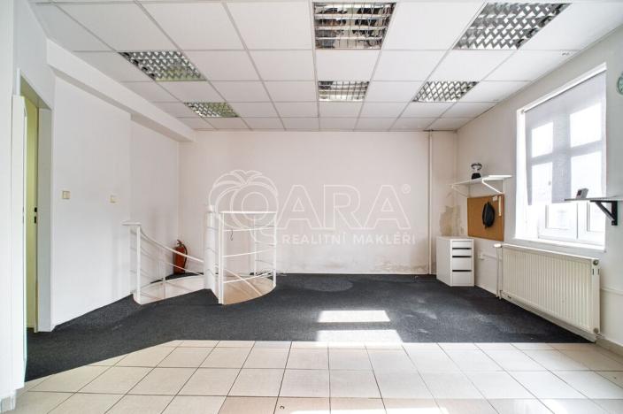 Prodej obchodního prostoru, Ostrava - Svinov, Bílovecká, 94 m2
