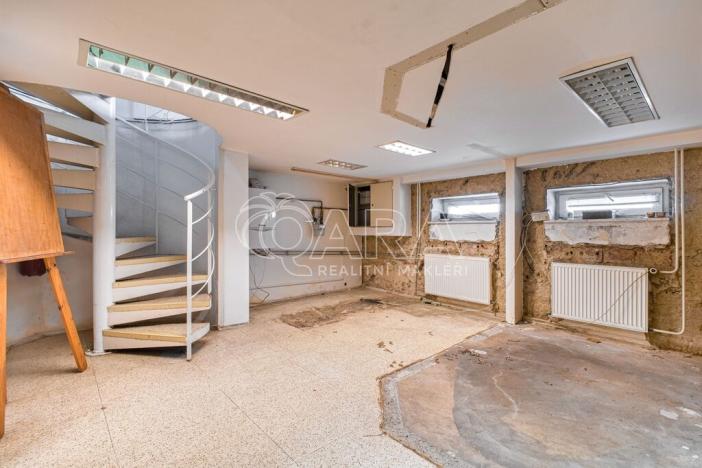 Prodej obchodního prostoru, Ostrava - Svinov, Bílovecká, 94 m2