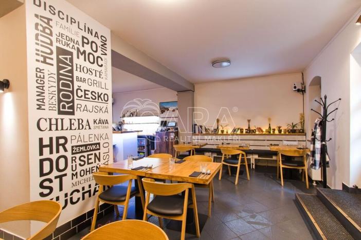 Pronájem restaurace, Praha - Vršovice, 152 m2